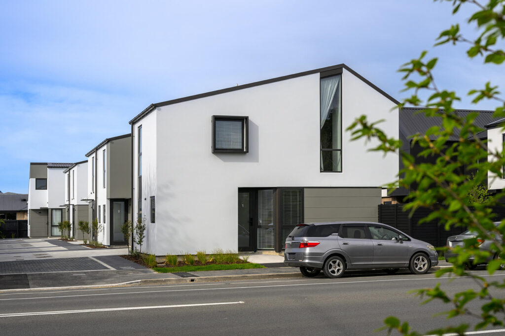 Loxo Cladding