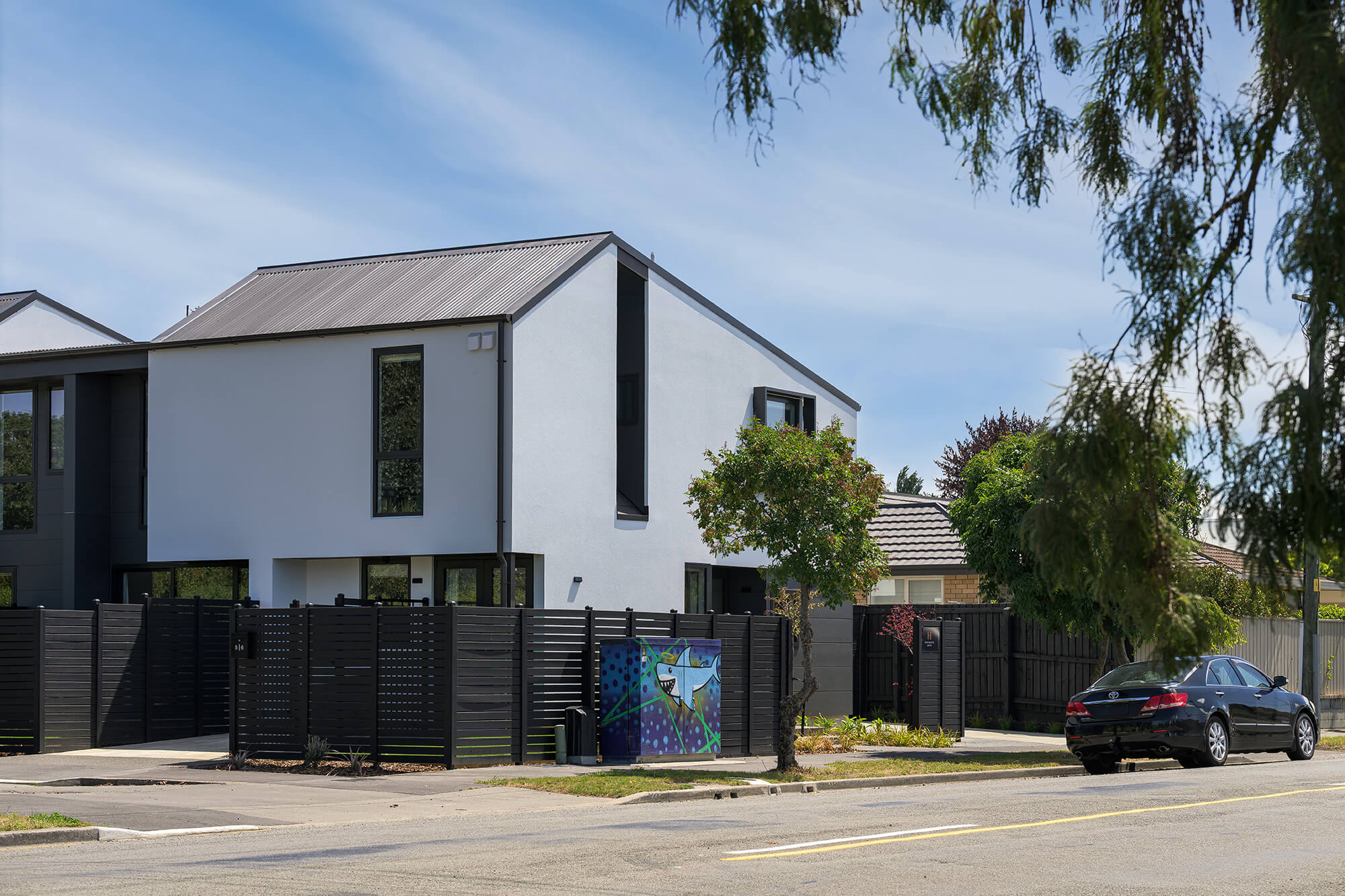 Loxo Cladding