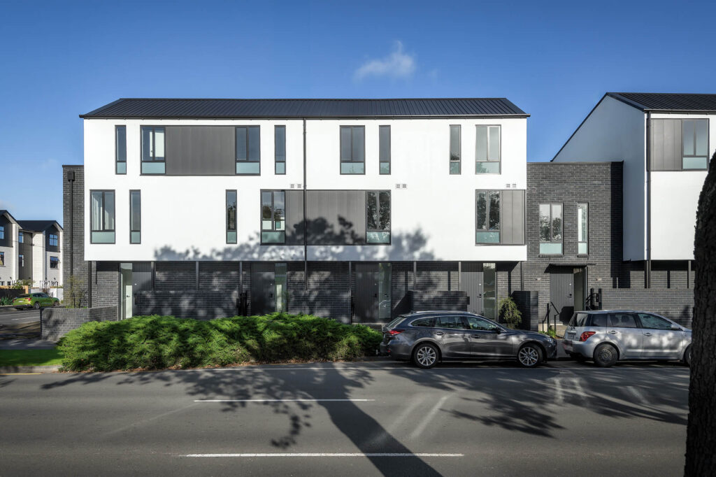 Loxo Cladding