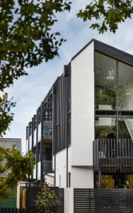 Loxo Cladding