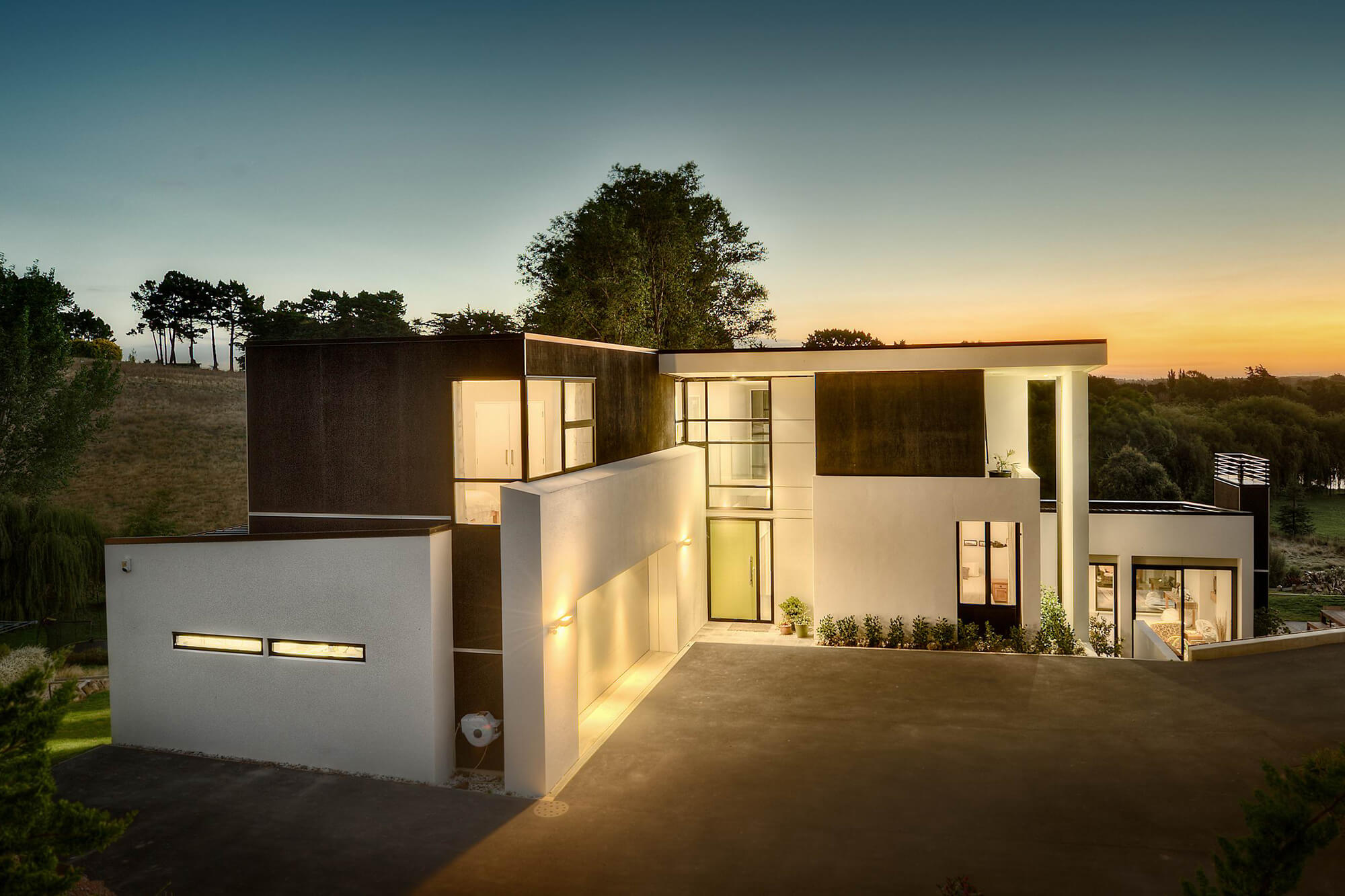 Loxo Cladding